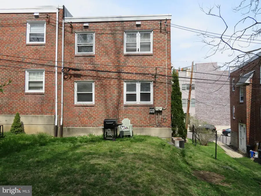 610 Green Ln, Philadelphia, PA 19128 - #3