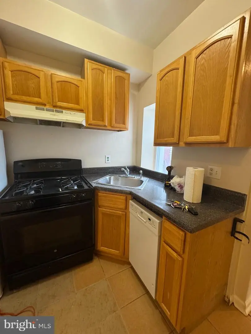 1118 Green St, Philadelphia, PA 19123 - #1