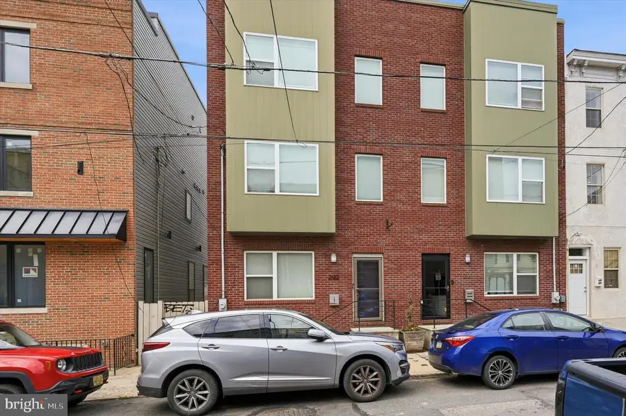 2122 E Susquehanna Ave, Philadelphia, PA 19125 - #2