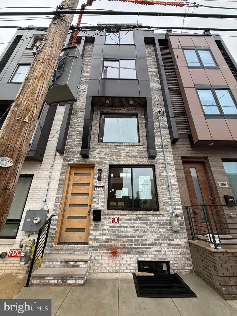 1207 S 26th St, Philadelphia, PA 19146 - #2