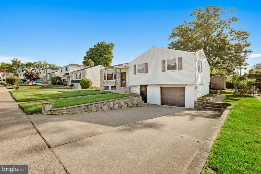 823 Rennard St, Philadelphia, PA 19116 - #3