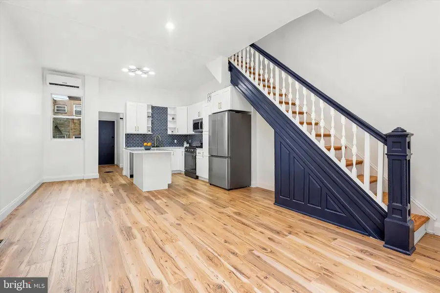 2304 Nicholas St, Philadelphia, PA 19121 - #3