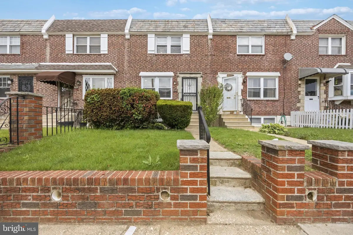 7637 Gilbert St, Philadelphia, PA 19150 - #1