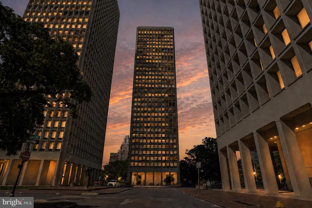 200 Locust St #8fn, Philadelphia, PA 19106 - #1