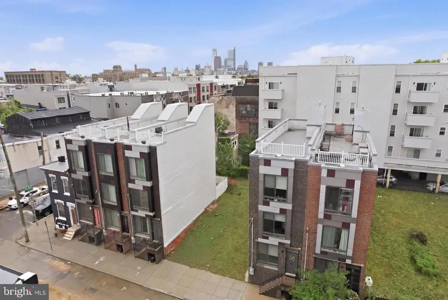 2530 W Oxford St, Philadelphia, PA 19121 - #2