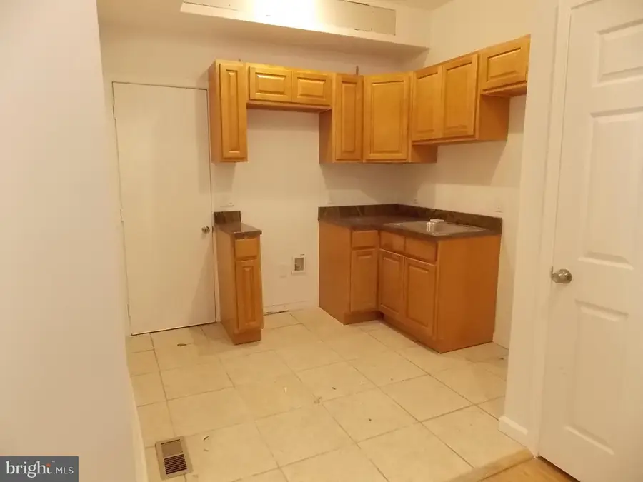 2269 N Gratz St, Philadelphia, PA 19132 - #3