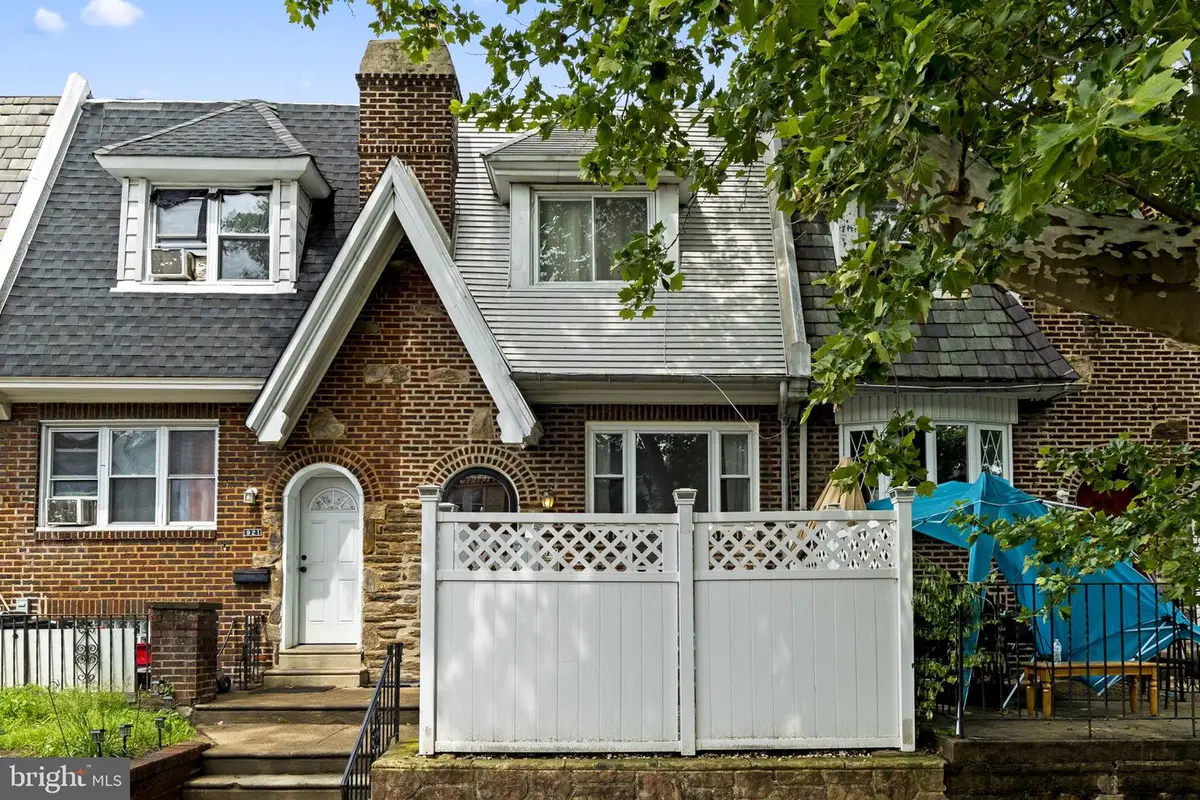 923 Anchor St, Philadelphia, PA 19124 - #1