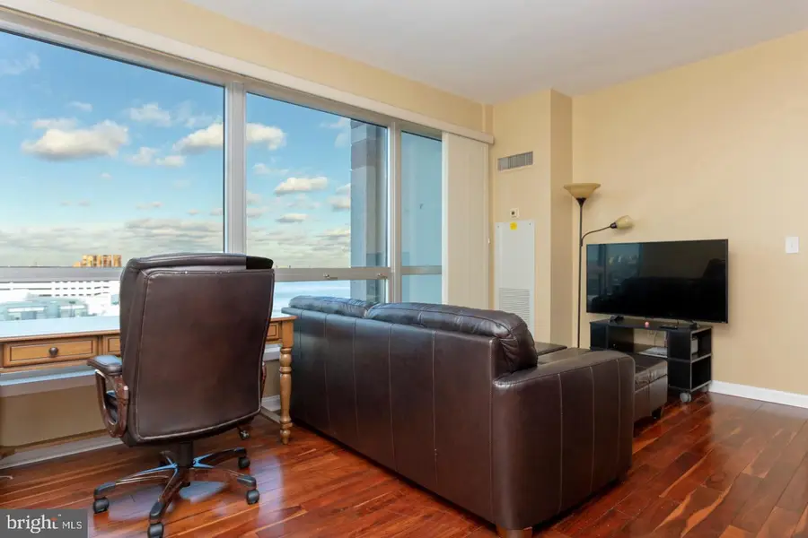 901-00 N Penn St #r1107, Philadelphia, PA 19123 - #3