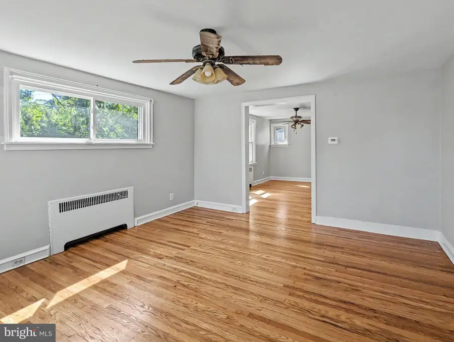 8324 Ridgeway St, Philadelphia, PA 19111 - #3