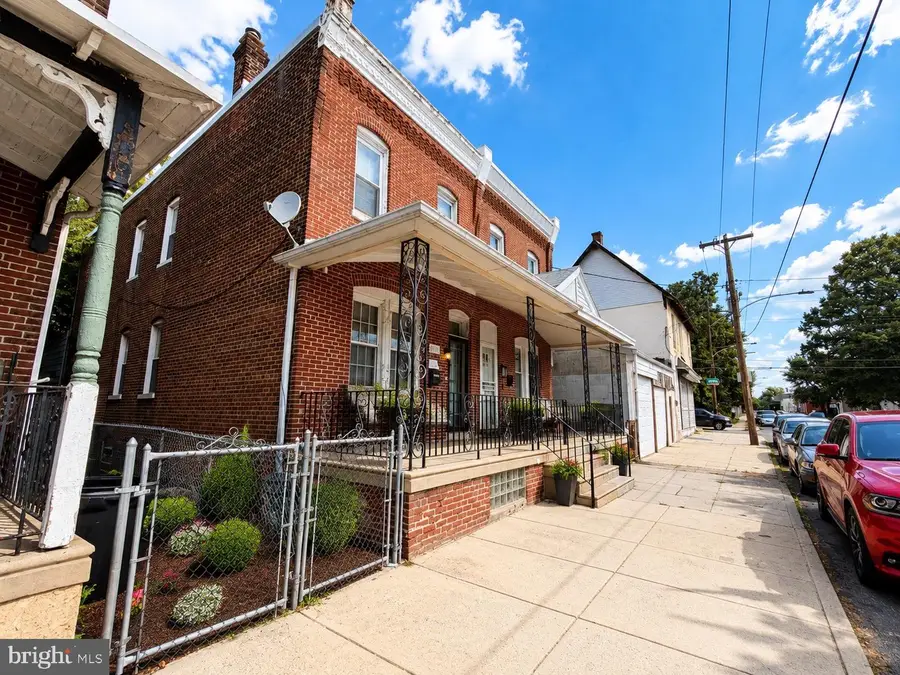 6646 Hegerman St, Philadelphia, PA 19135 - #2