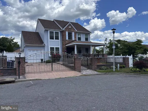 8905-00 Springview Rd, PHILADELPHIA, PA 19115