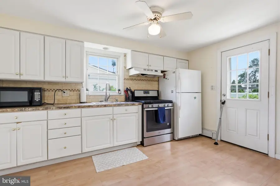 9223 Germania St, Philadelphia, PA 19114 - #3