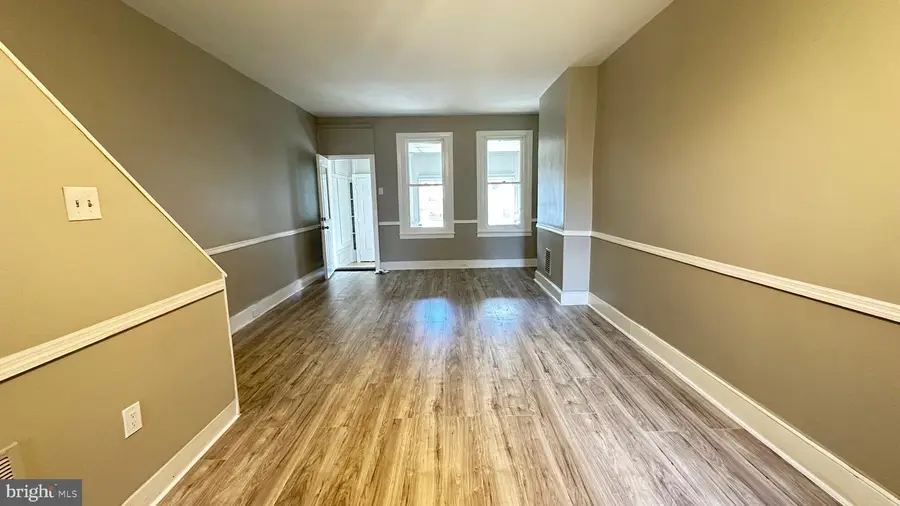 6135 Hegerman St, Philadelphia, PA 19135 - #3