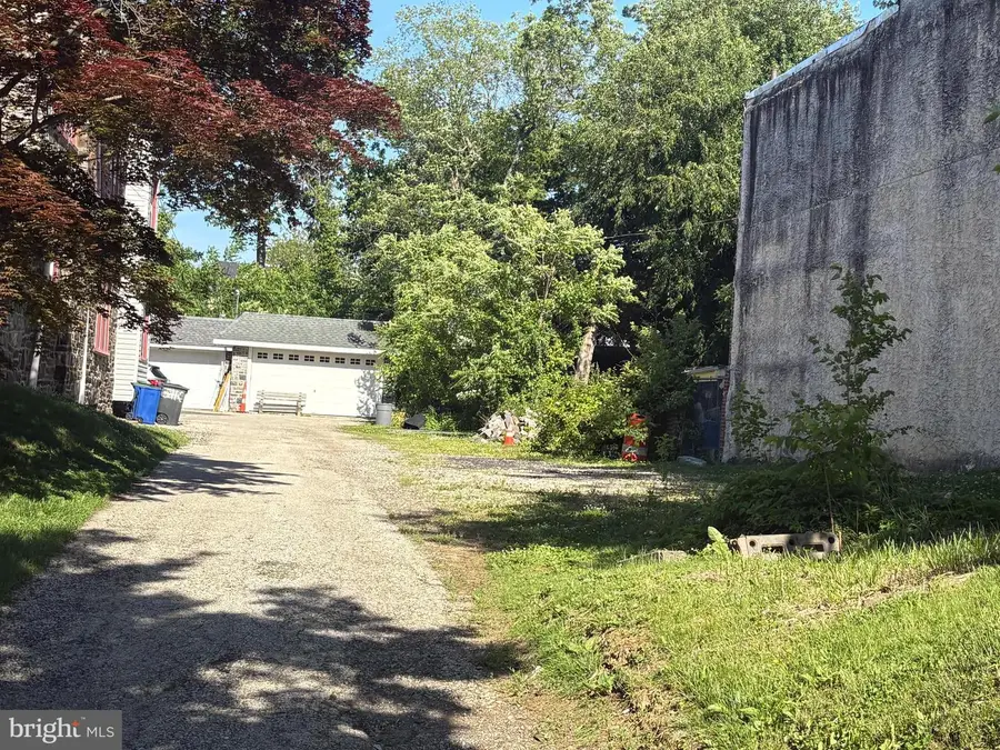 56th, Philadelphia, PA 19153 - #2