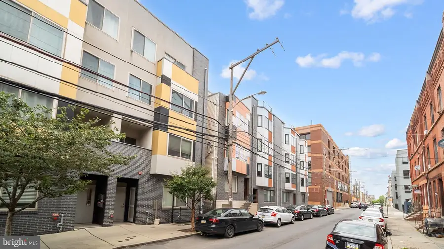 906 N 16th St #3r, Philadelphia, PA 19130 - #3