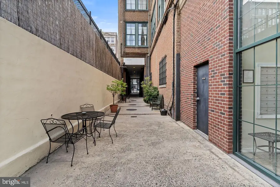 1010-00 Arch St #603, Philadelphia, PA 19107 - #3