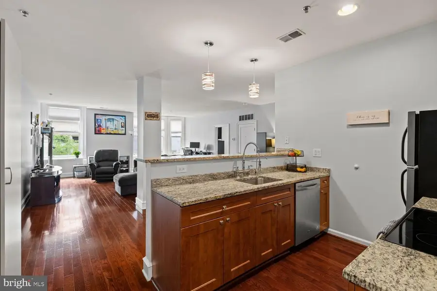 1811 Chestnut St #301, Philadelphia, PA 19103 - #3