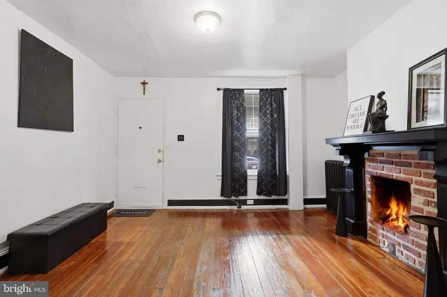 6331 N Woodstock St, Philadelphia, PA 19138 - #3
