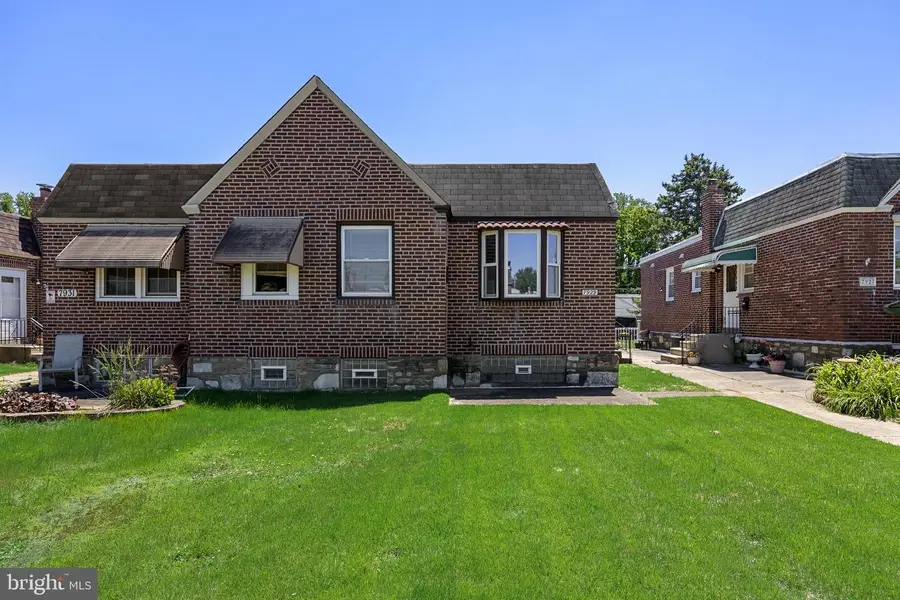 7929 Lister St, Philadelphia, PA 19152 - #2