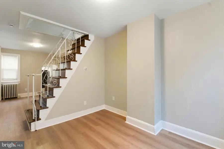 2530 Collins St, Philadelphia, PA 19125 - #2
