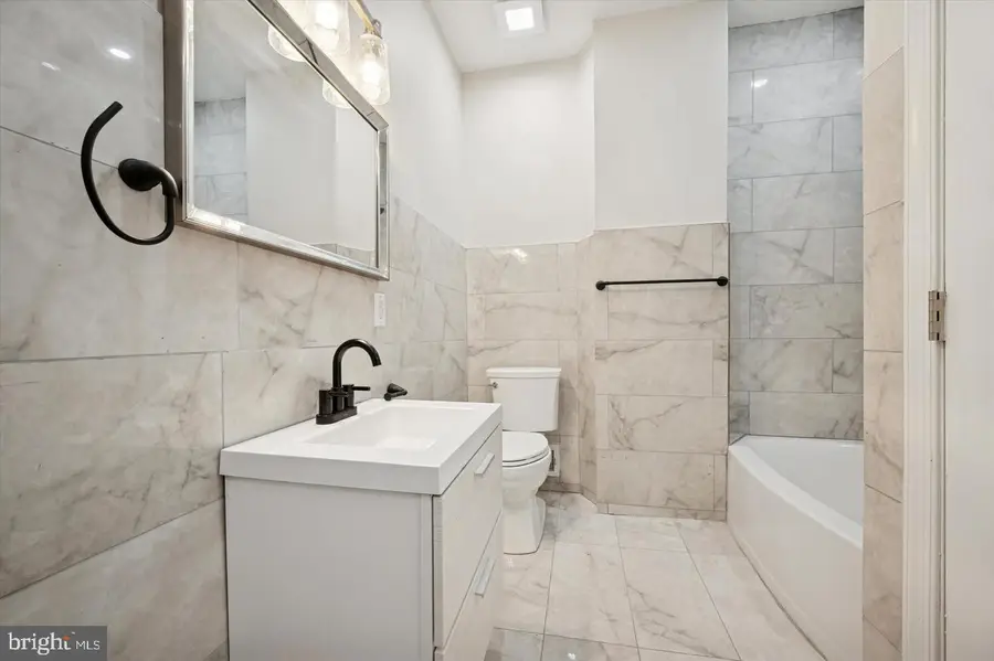 1511 W Chew St, Philadelphia, PA 19141 - #2