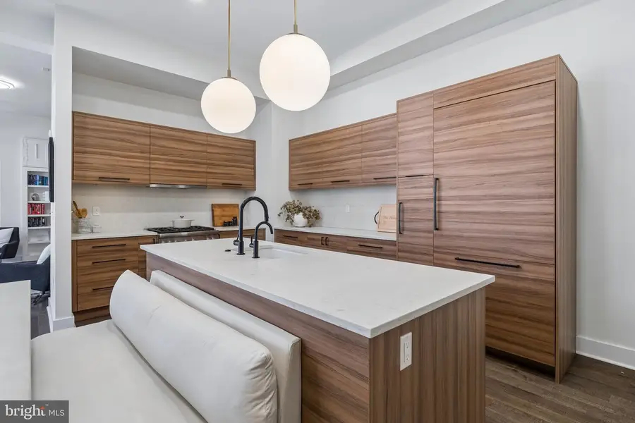 1111 Walnut St #9, Philadelphia, PA 19107 - #3