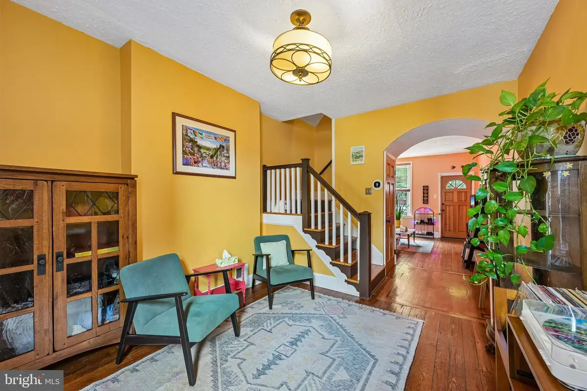 3721 Stanton St, Philadelphia, PA 19129 - #1