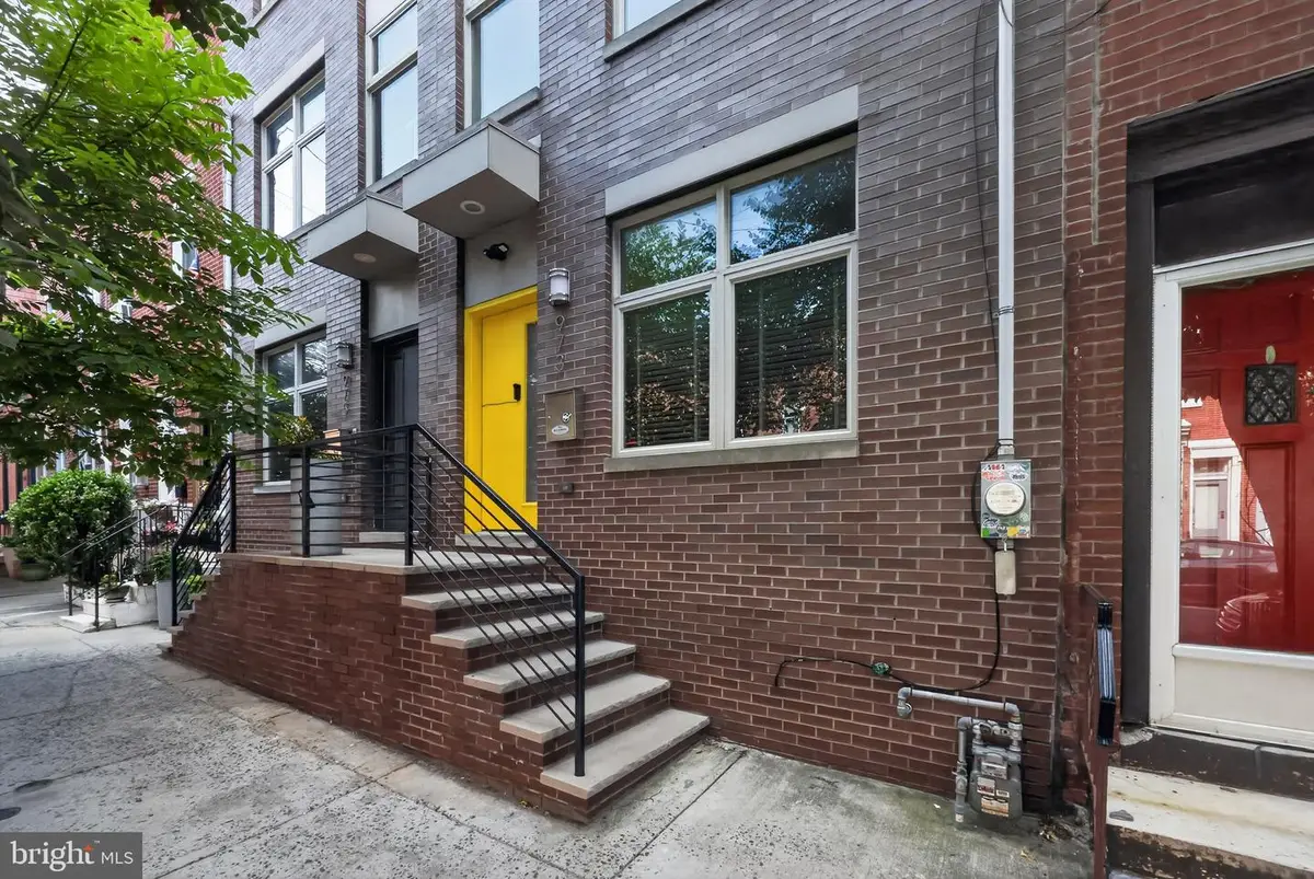 973 N 5th St, Philadelphia, PA 19123 - #1