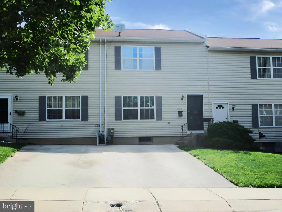 8313 Woolston Ave, Philadelphia, PA 19150 - #1