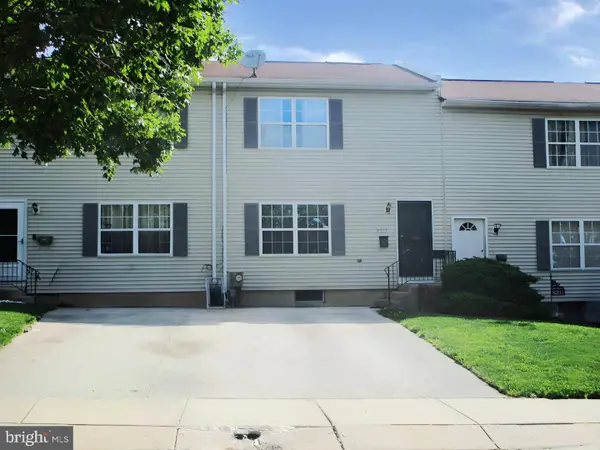 8313 Woolston Ave, PHILADELPHIA, PA 19150
