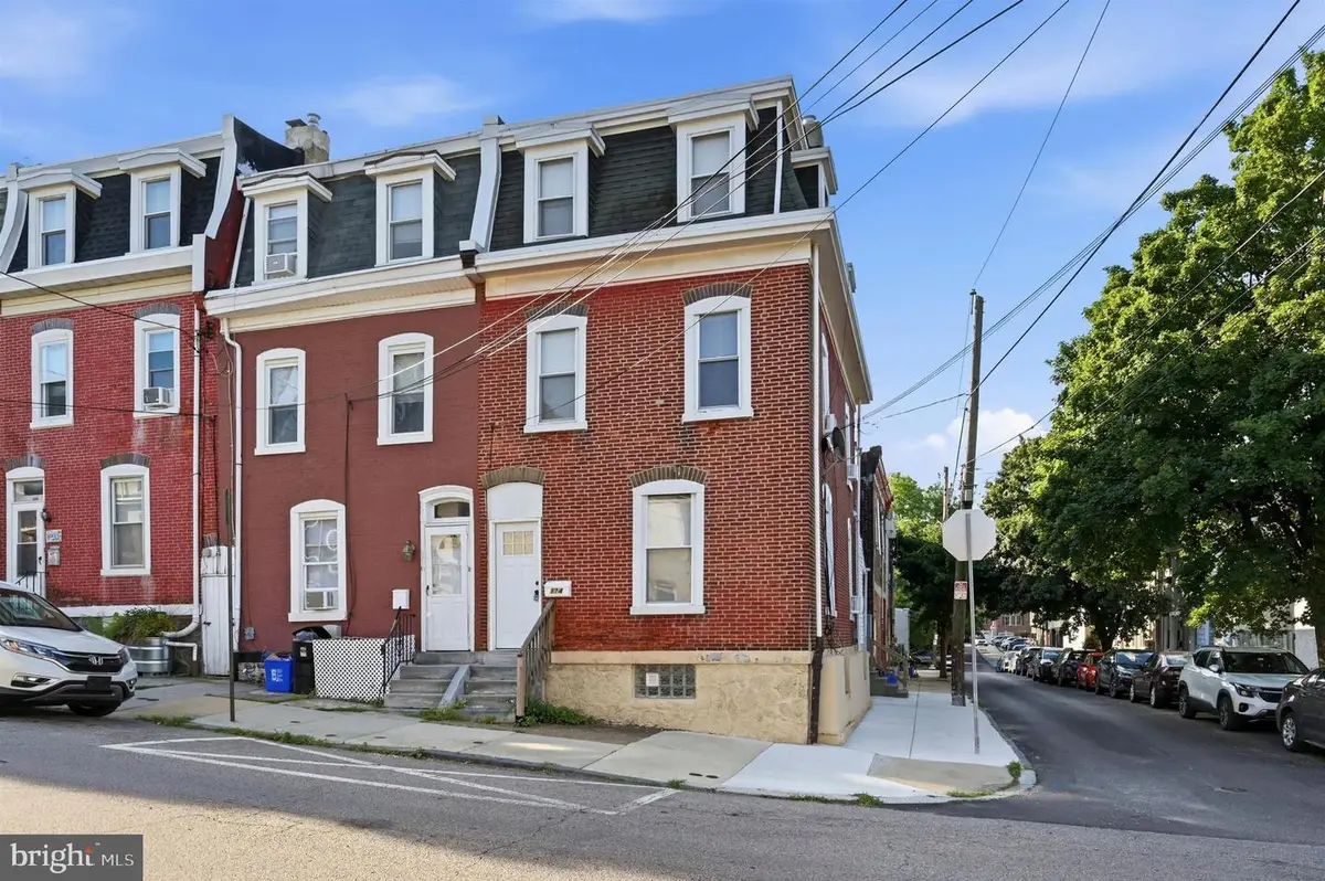 114 W Salaignac St, Philadelphia, PA 19127 - #1