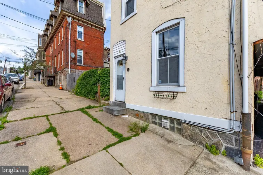 122 W Salaignac St, Philadelphia, PA 19127 - #3