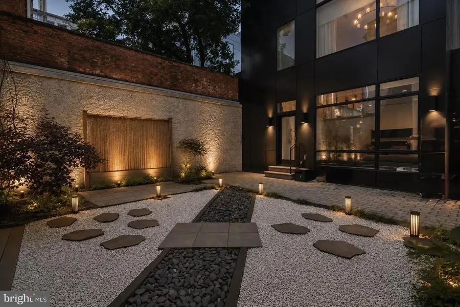 218 S 3rd St, Philadelphia, PA 19106 - #3
