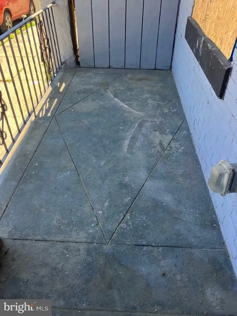 2006 S Simpson St, Philadelphia, PA 19142 - #3