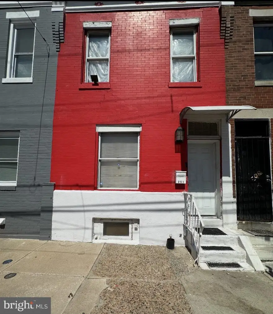 251 W Wingohocking St, Philadelphia, PA 19140 - #1