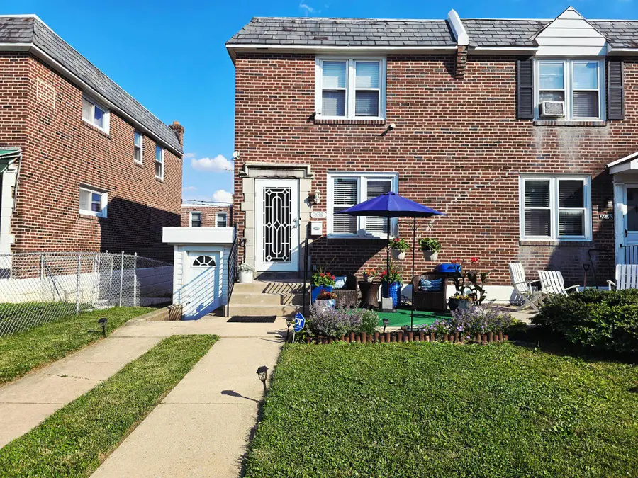 7638 Sherwood Rd, Philadelphia, PA 19151 - #2