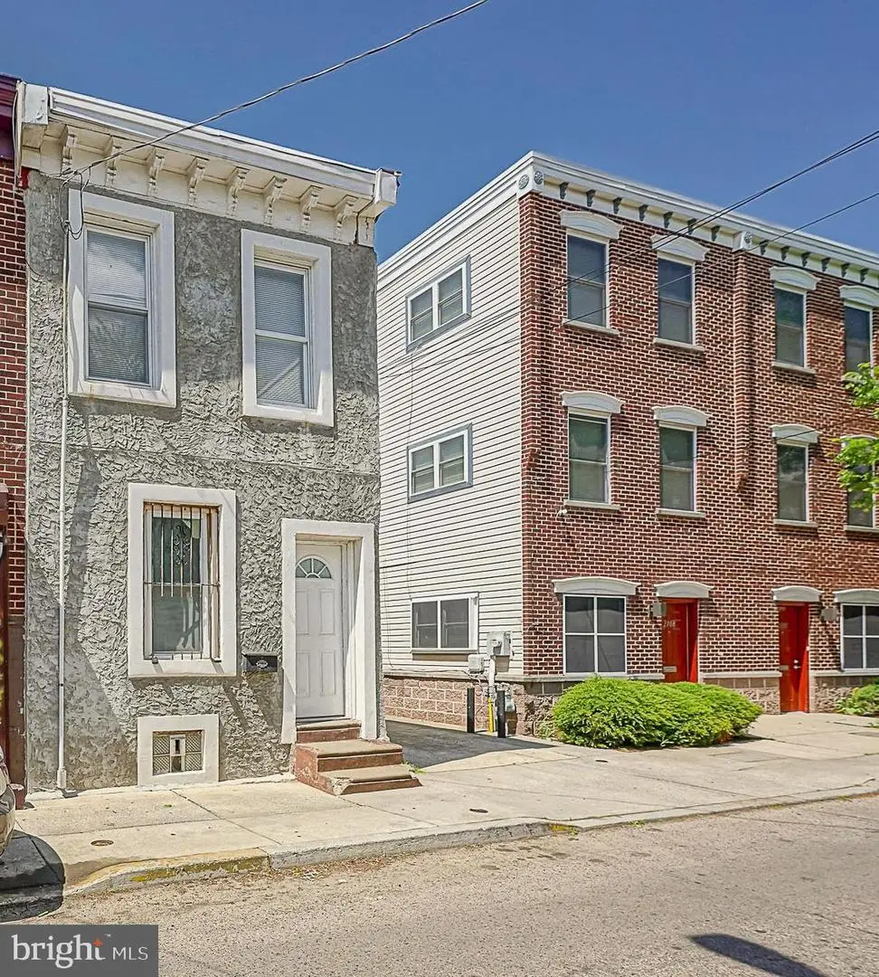 2106 N Orianna St, Philadelphia, PA 19122 - #1