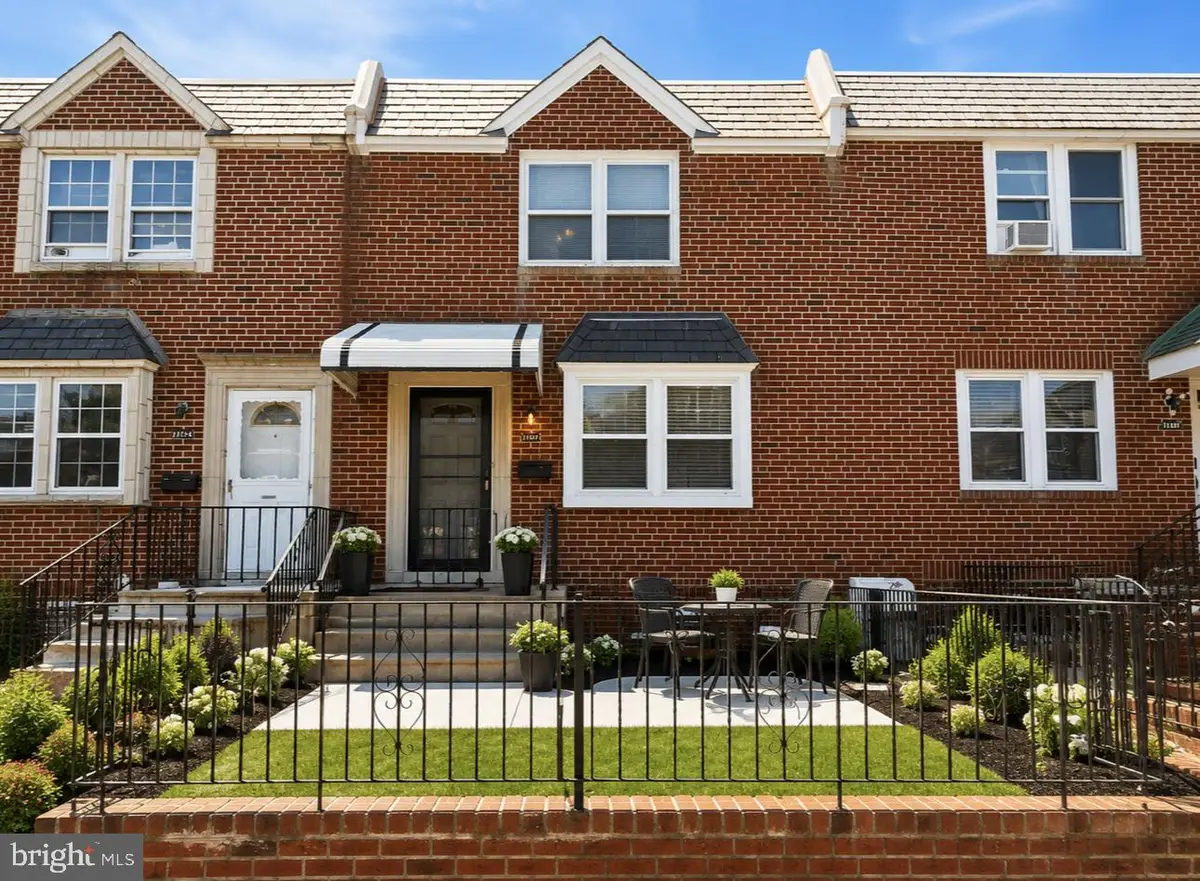 1122 Elbridge St, Philadelphia, PA 19111 - #1