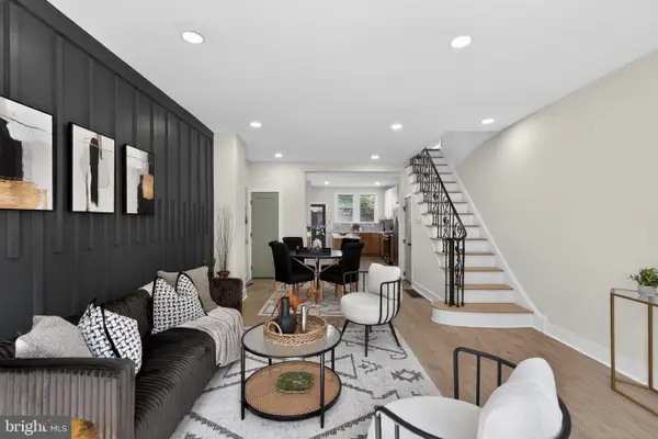 2221 S Carlisle St, PHILADELPHIA, PA 19145