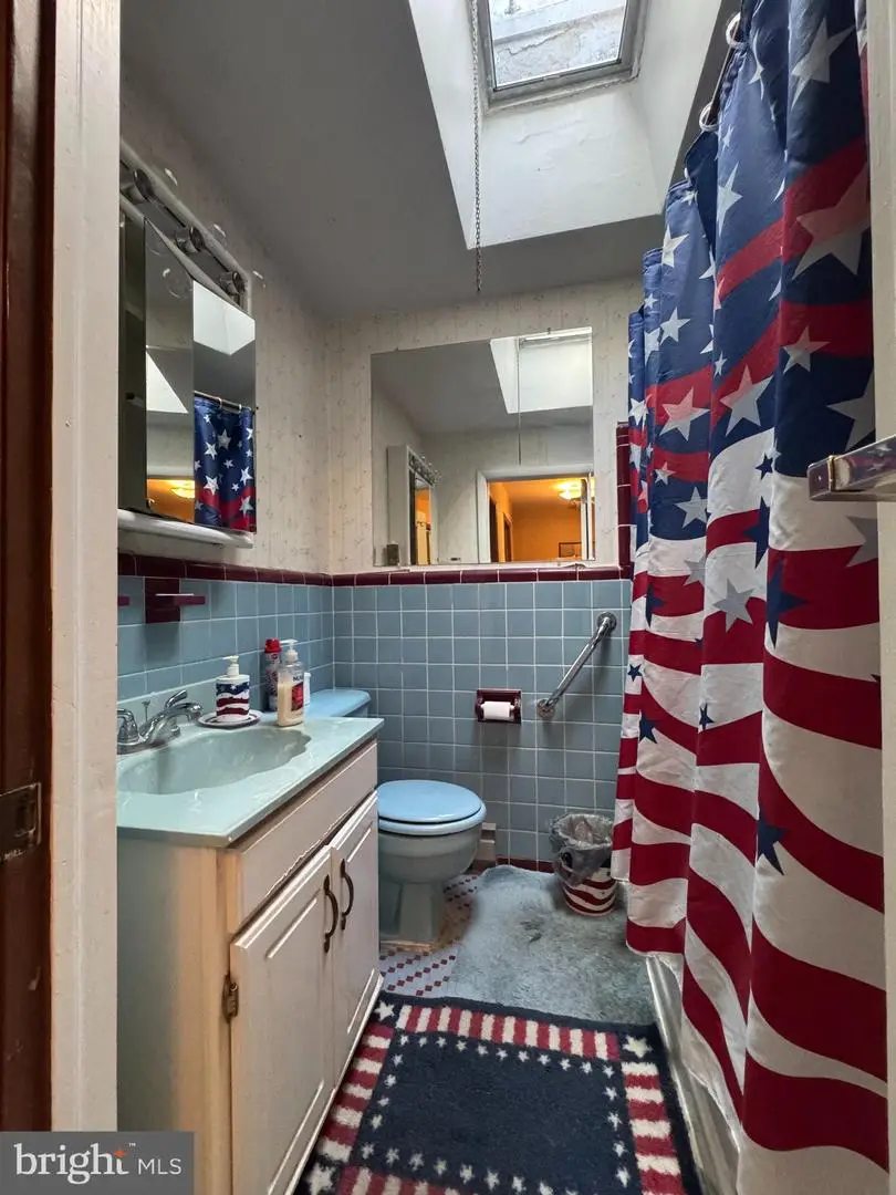 1617 Meribrook Rd, Philadelphia, PA 19151 - #3