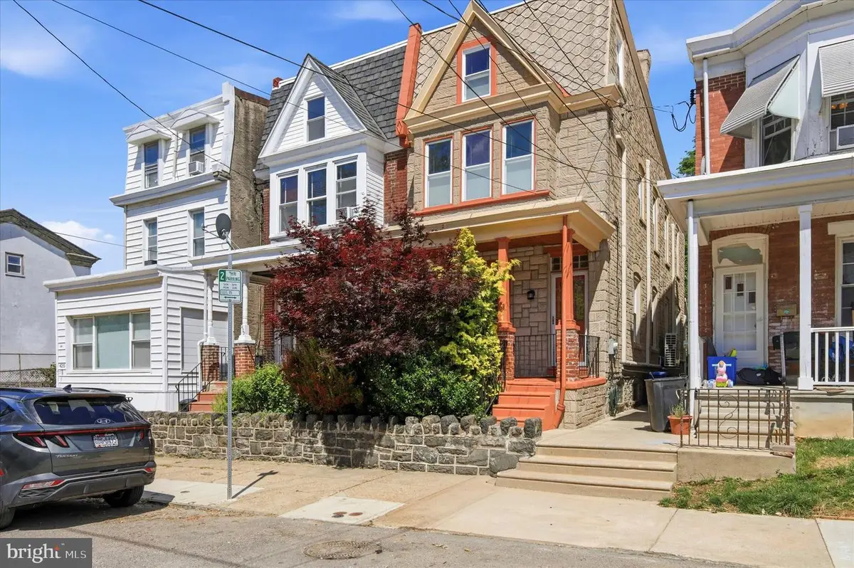 424 Martin St, Philadelphia, PA 19128 - #1