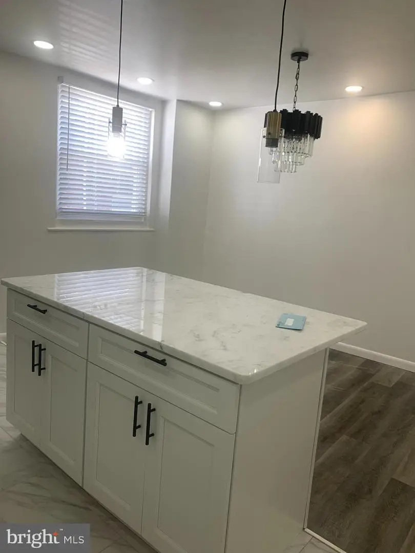 7042 Reedland St, Philadelphia, PA 19142 - #2