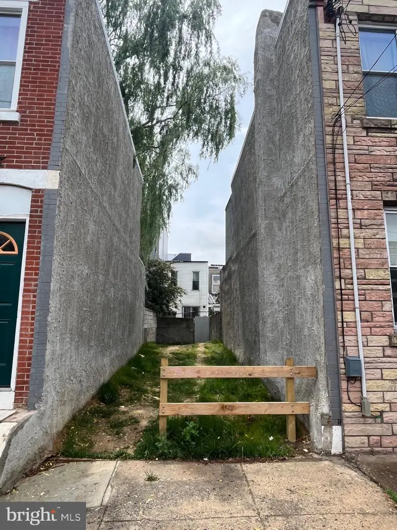 1842 E Albert St, Philadelphia, PA 19125 - #1