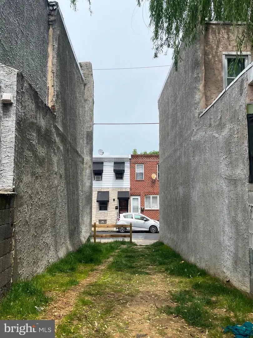 1842 E Albert St, Philadelphia, PA 19125 - #2