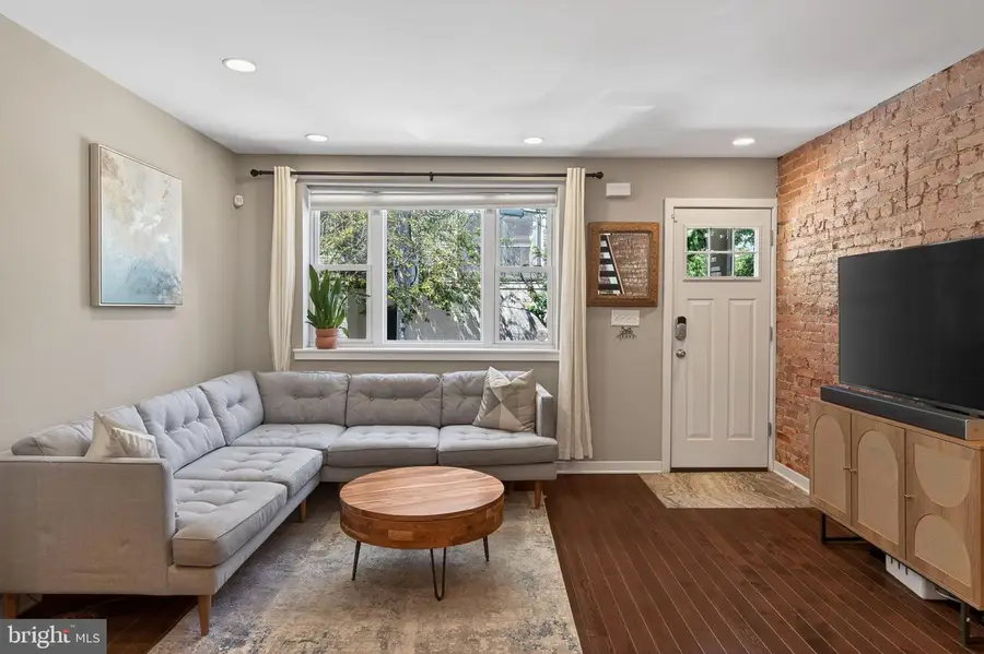 1130 Latona St, Philadelphia, PA 19147 - #3