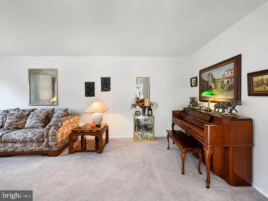 15129 Kovats Dr, Philadelphia, PA 19116 - #3