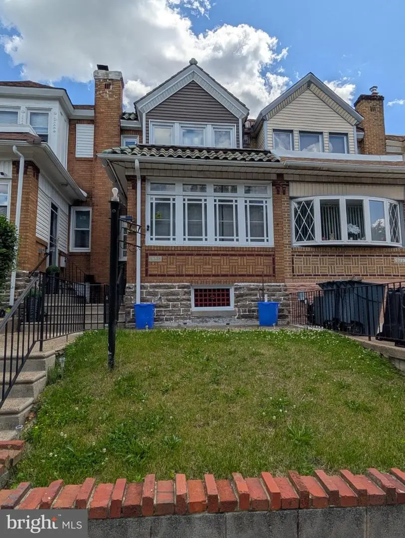 6731 N 18th St, Philadelphia, PA 19126 - #1