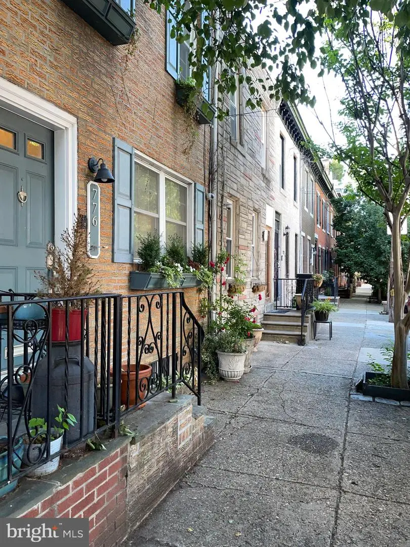 776 S Martin St, Philadelphia, PA 19146 - #3