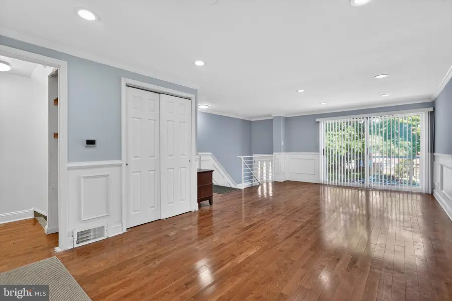 6926 Grosbeak Pl, Philadelphia, PA 19142 - #3