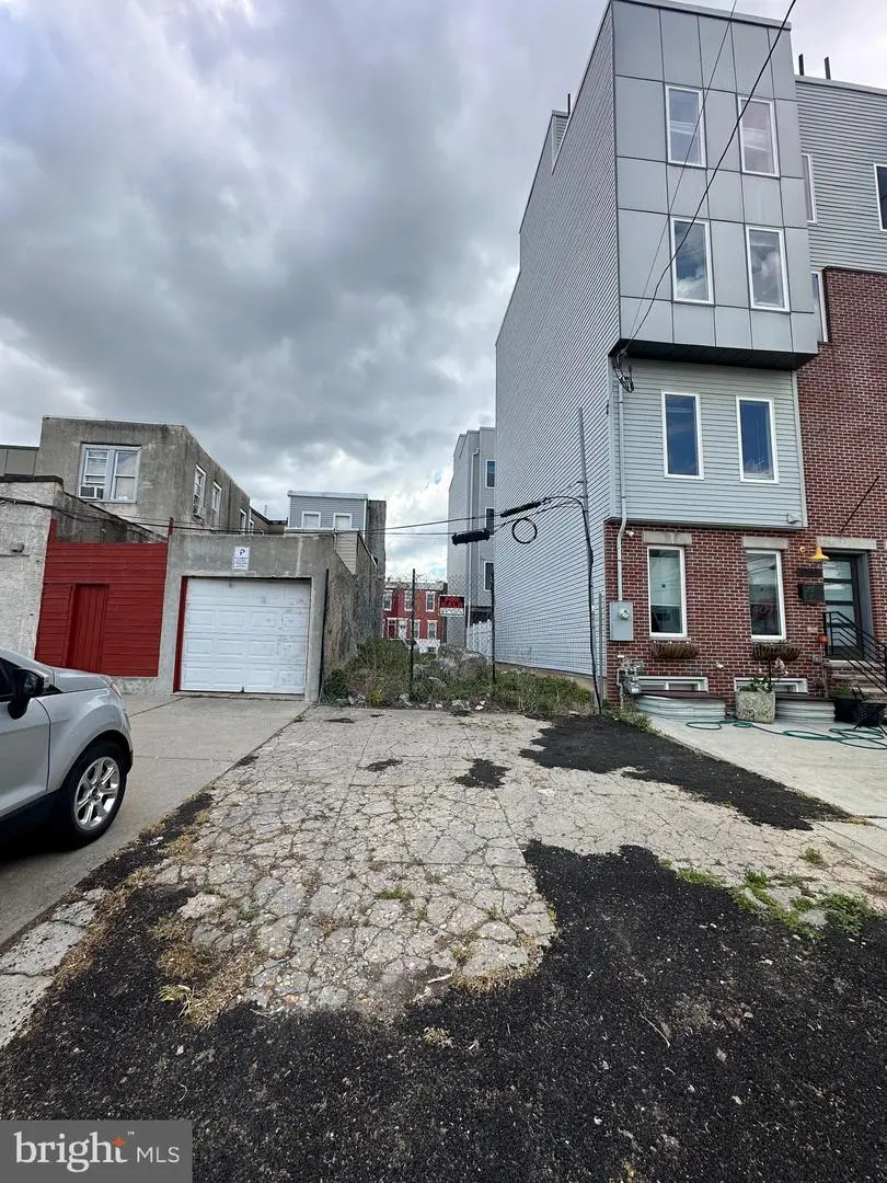 2005 S 4th St, Philadelphia, PA 19148 - #1